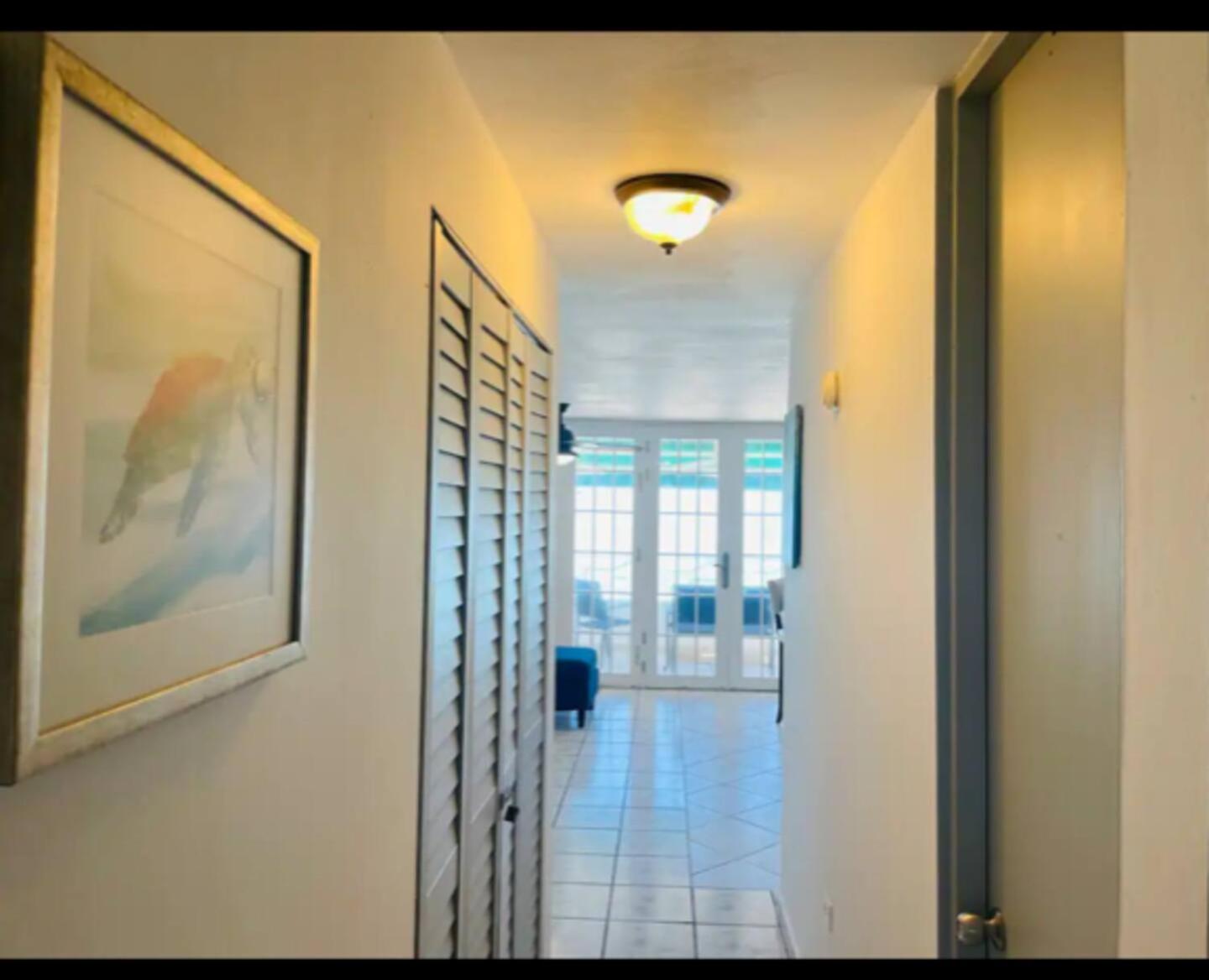 Oceanfront Condo In Лукильо Экстерьер фото